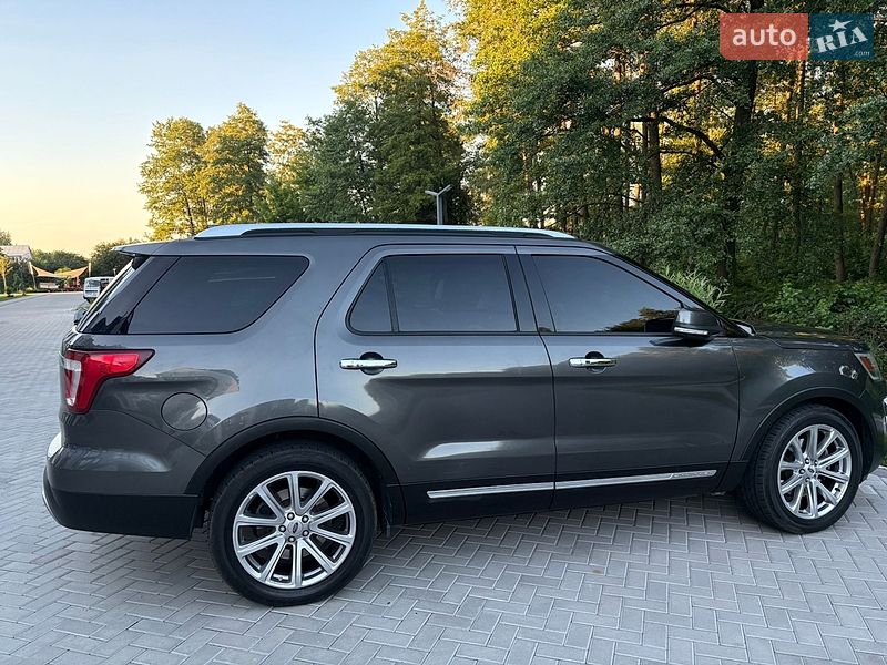 Внедорожник / Кроссовер Ford Explorer 2017 в Киеве