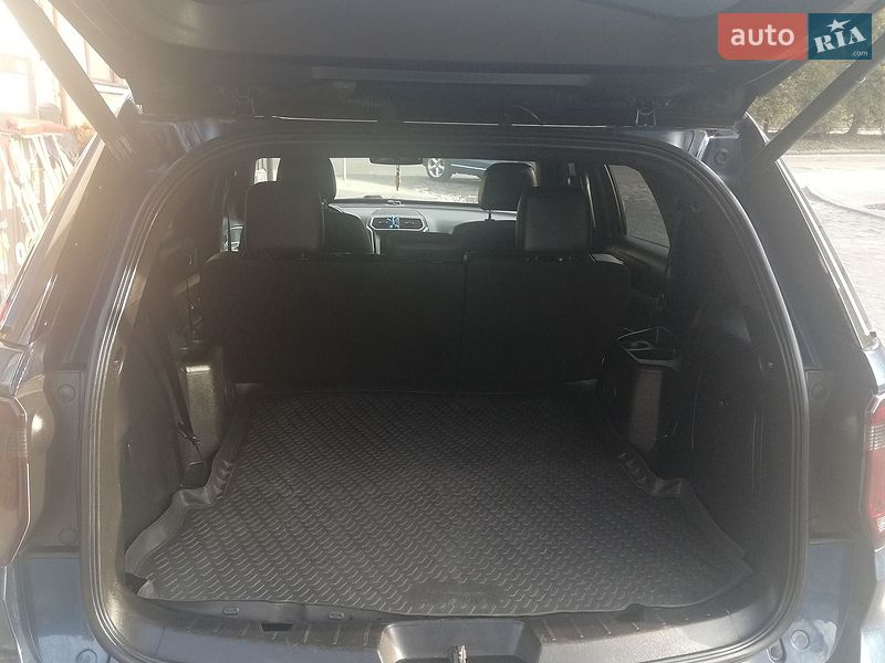 Позашляховик / Кросовер Ford Explorer 2015 в Львові фото 23 Позашляховик / Кросовер Ford Explorer 2015 в Львові
