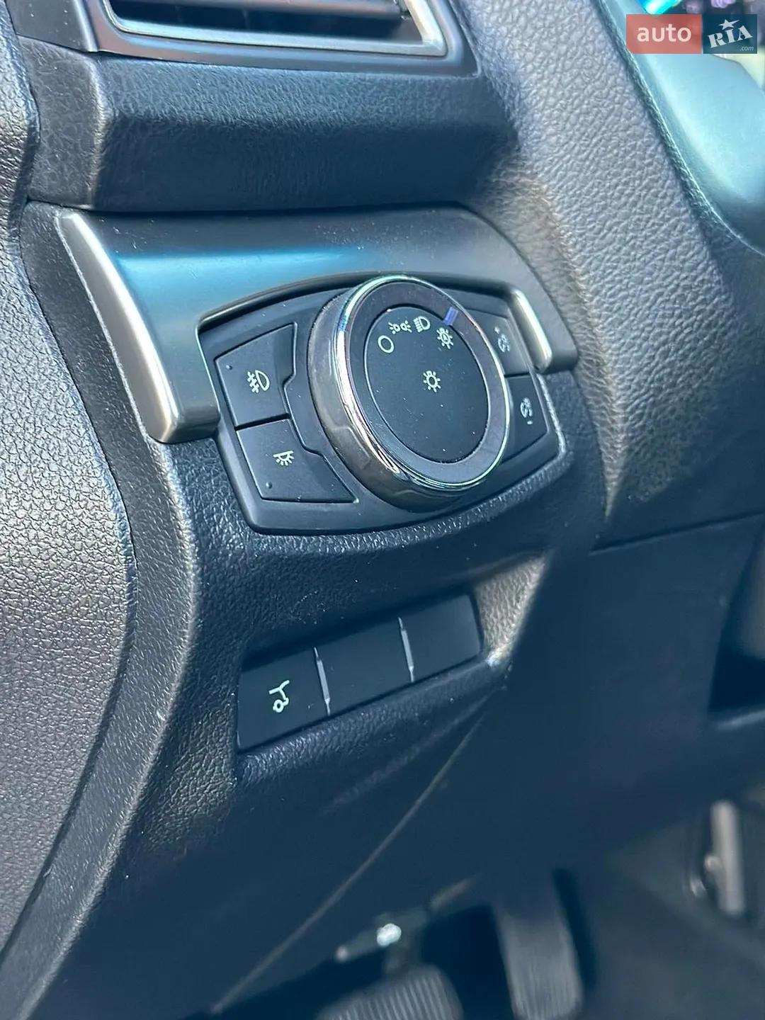 2018 Ford Explorer - мініатюра 19