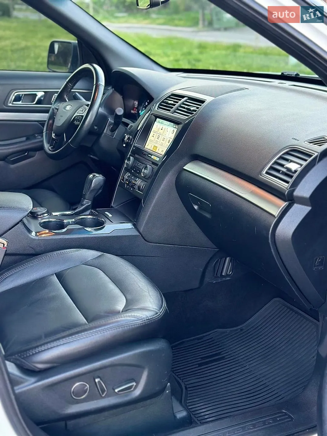 2018 Ford Explorer - мініатюра 23