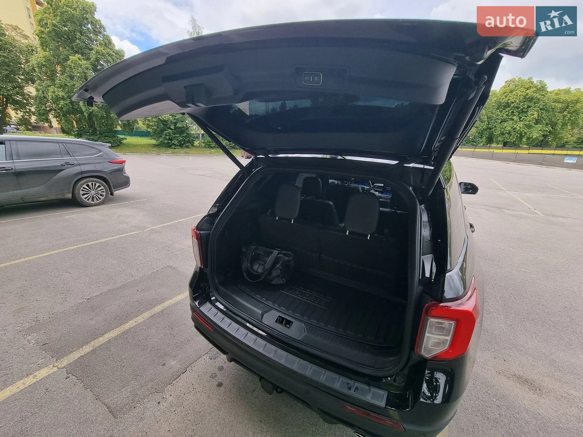 2019 Ford Explorer - мініатюра 45