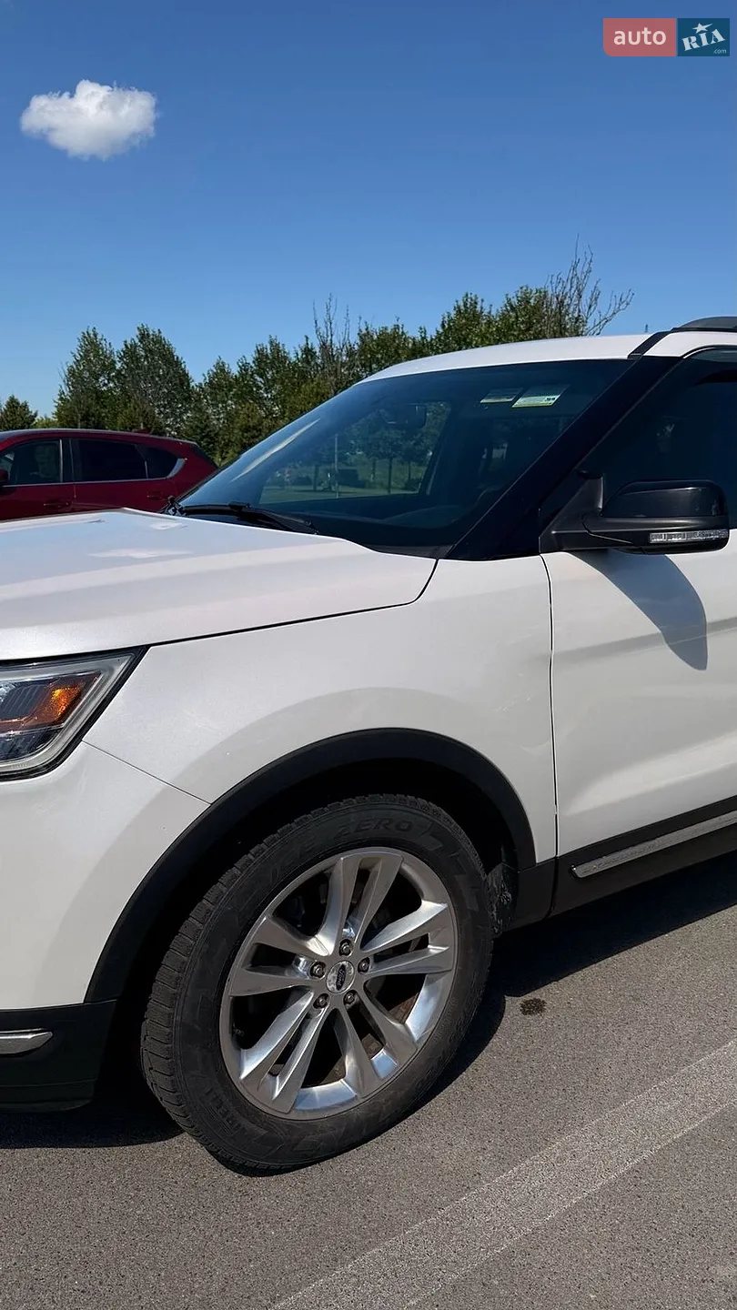 2018 Ford Explorer - мініатюра 4