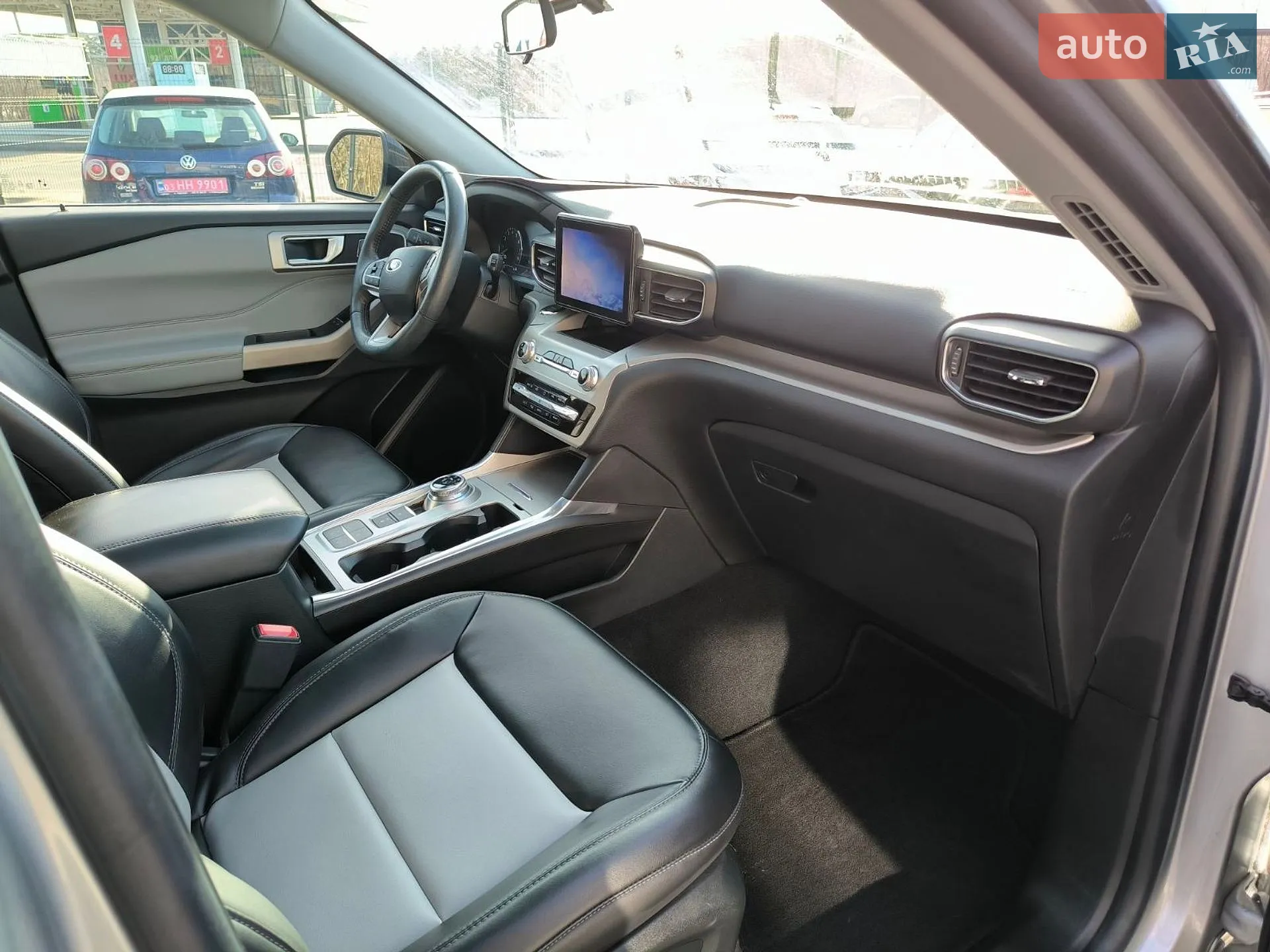 2021 Ford Explorer - мініатюра 5