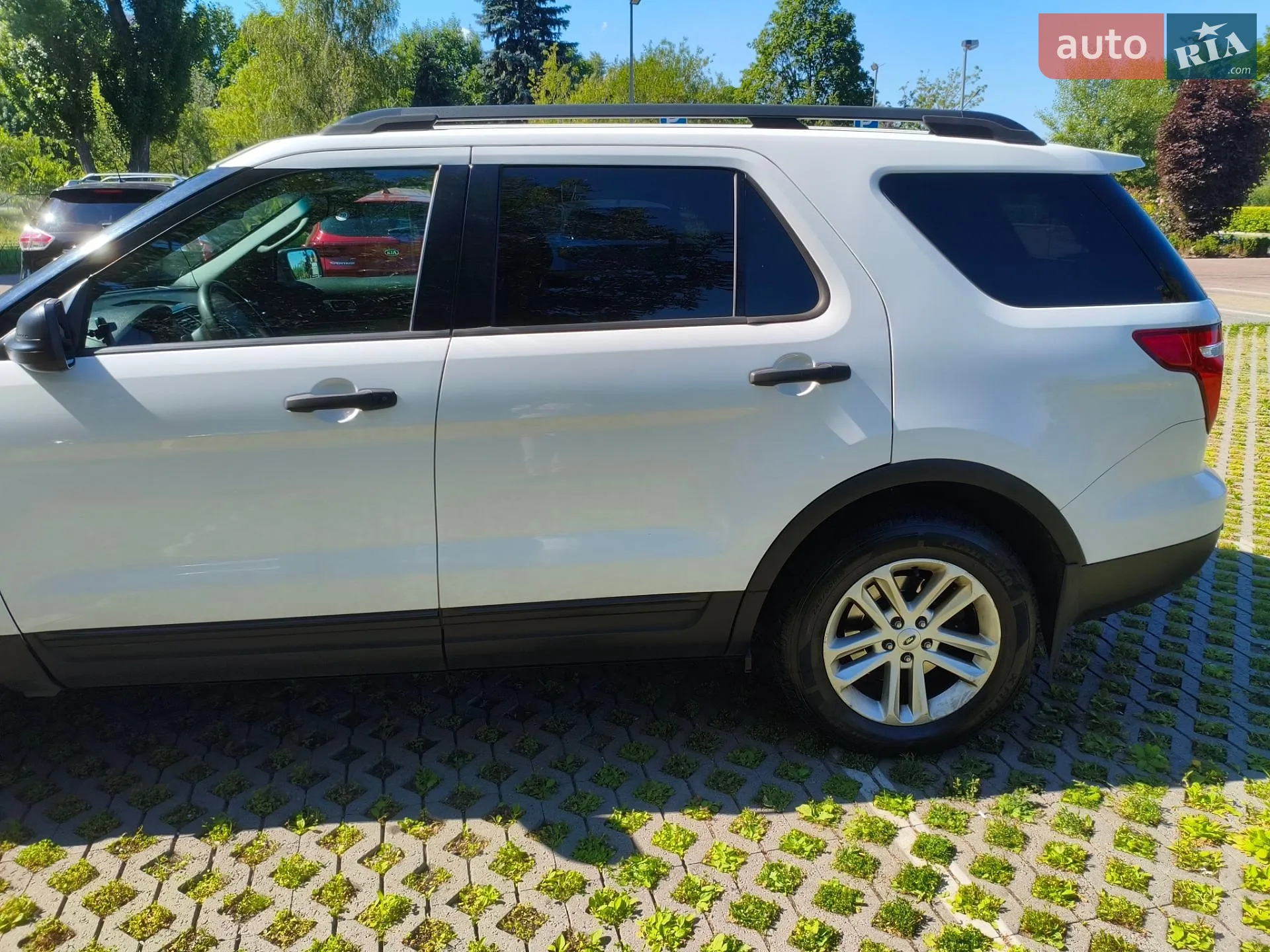 2015 Ford Explorer - мініатюра 10