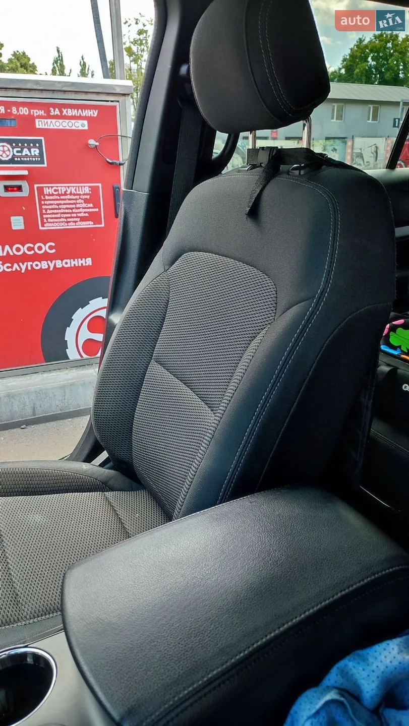 2015 Ford Explorer - мініатюра 18