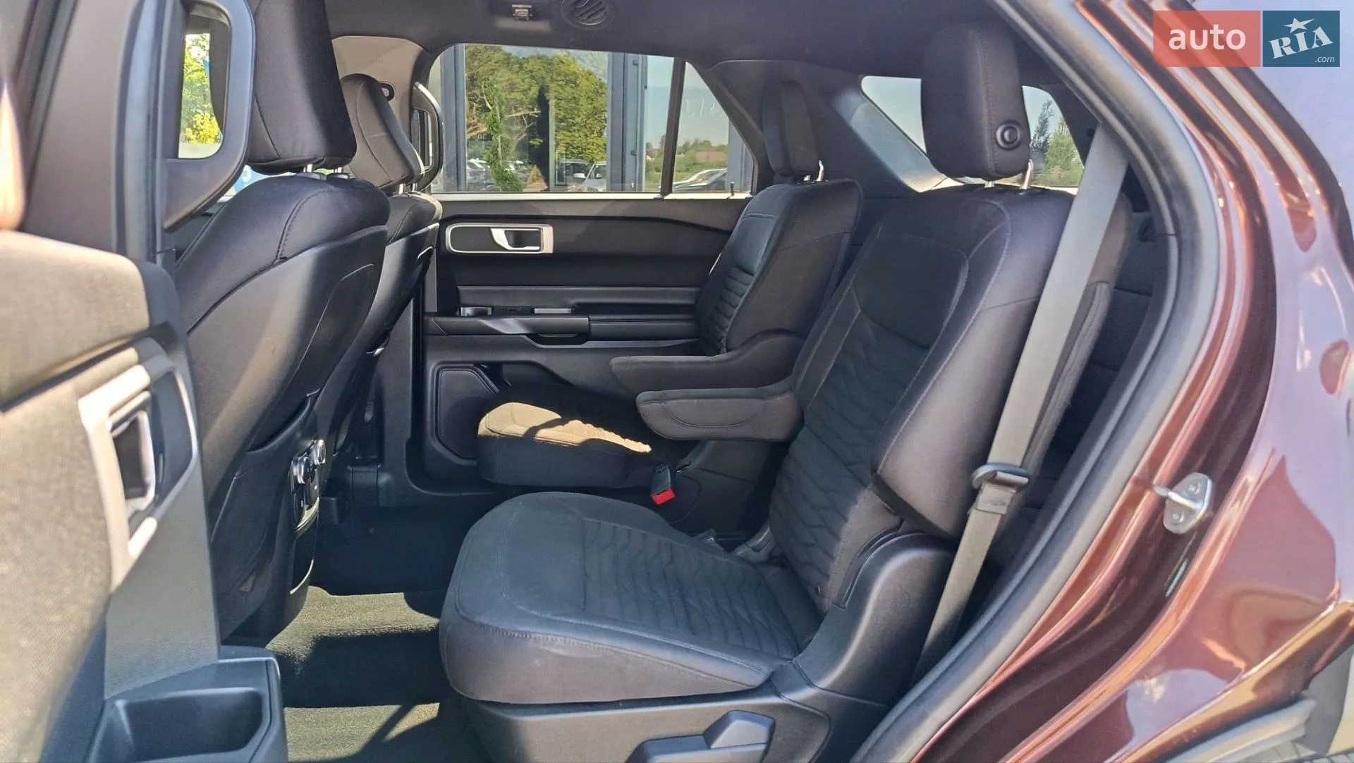 2020 Ford Explorer - мініатюра 14