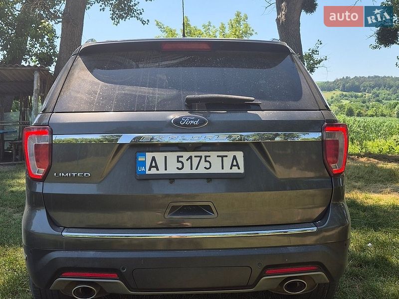 Внедорожник / Кроссовер Ford Explorer 2018 в Чечельнике