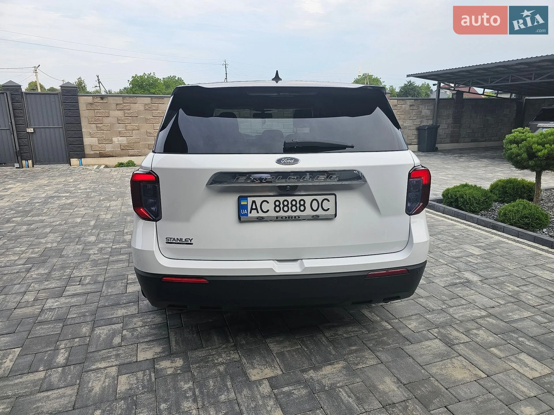 2021 Ford Explorer - мініатюра 5