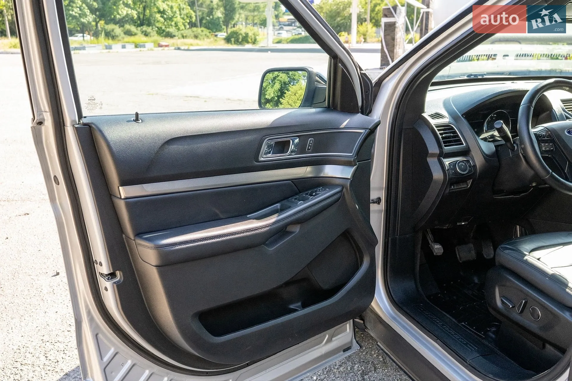2017 Ford Explorer - мініатюра 14