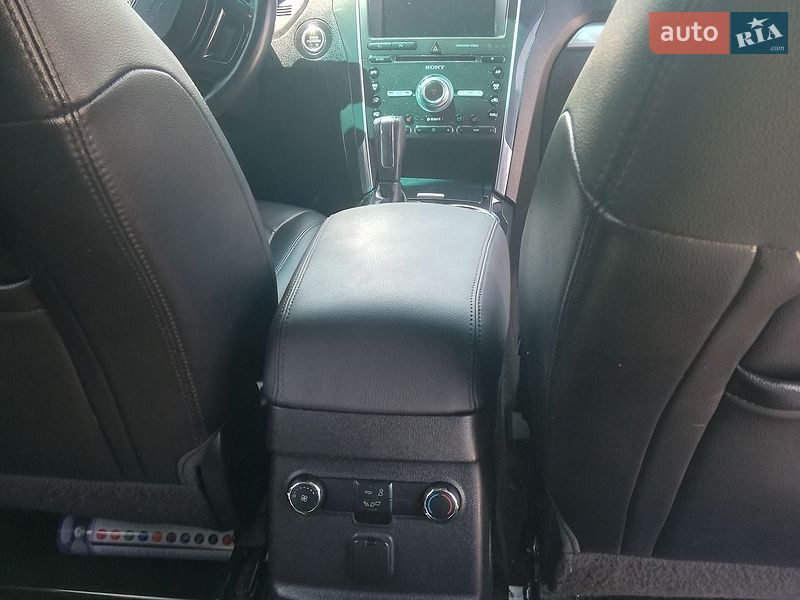 Позашляховик / Кросовер Ford Explorer 2015 в Львові фото 16 Позашляховик / Кросовер Ford Explorer 2015 в Львові
