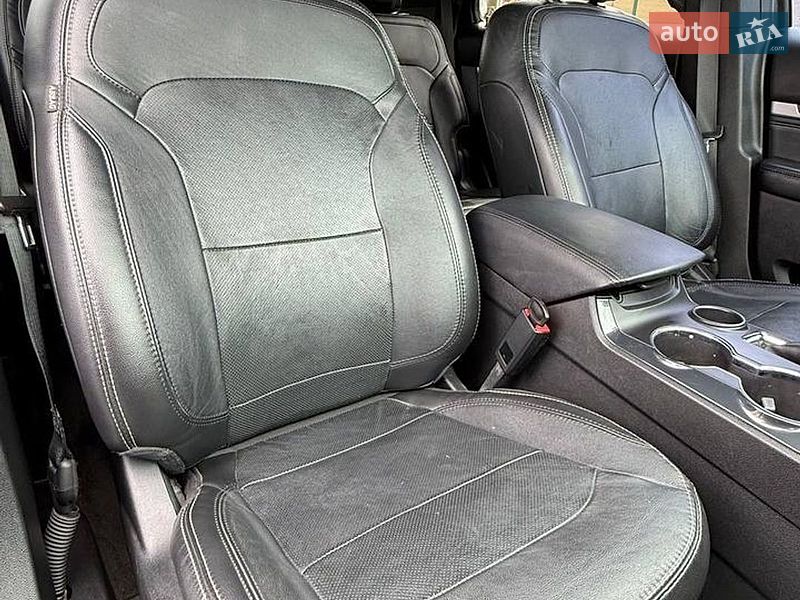Внедорожник / Кроссовер Ford Explorer 2017 в Бердичеве