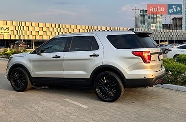 Позашляховик / Кросовер Ford Explorer 2016 в Одесі
