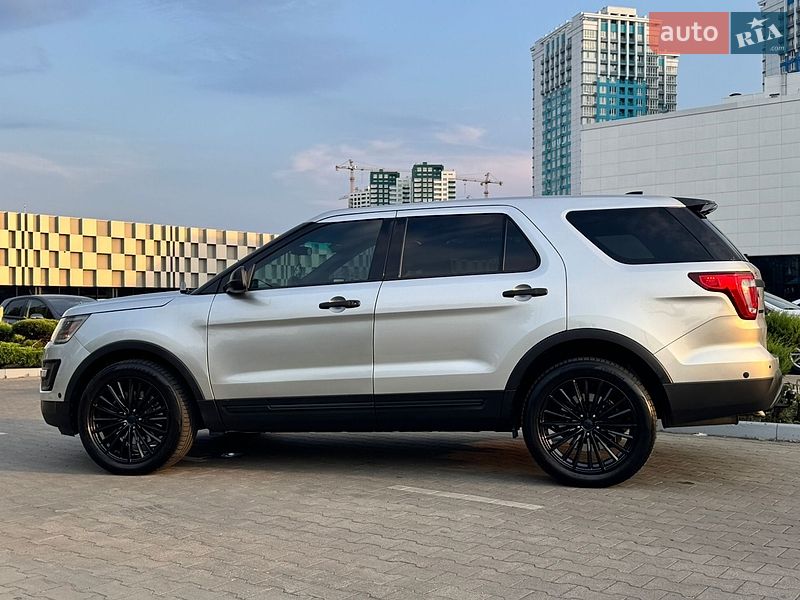 Позашляховик / Кросовер Ford Explorer 2016 в Одесі