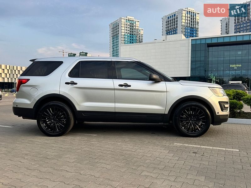Позашляховик / Кросовер Ford Explorer 2016 в Одесі