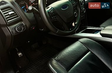 Позашляховик / Кросовер Ford Explorer 2016 в Одесі