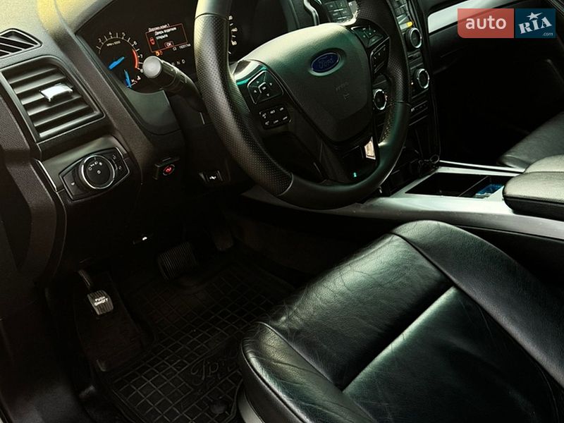 Позашляховик / Кросовер Ford Explorer 2016 в Одесі