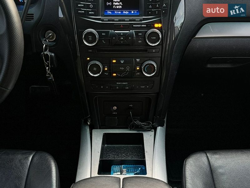 Позашляховик / Кросовер Ford Explorer 2016 в Одесі