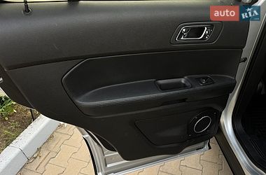 Позашляховик / Кросовер Ford Explorer 2016 в Одесі
