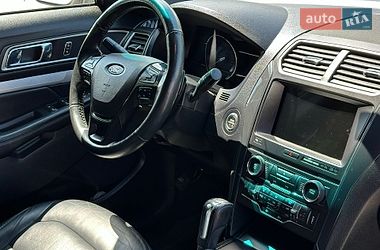 Внедорожник / Кроссовер Ford Explorer 2017 в Красилове