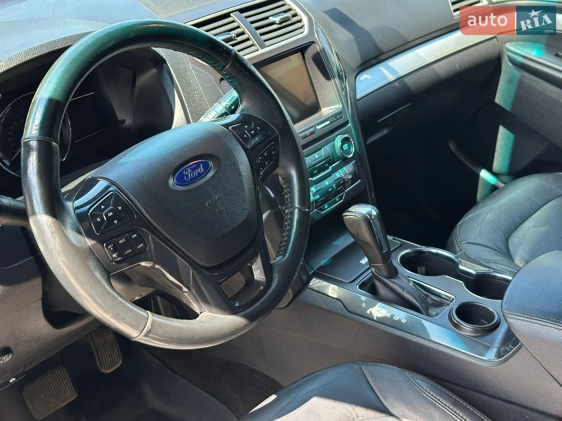 2017 Ford Explorer - мініатюра 19