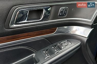 Внедорожник / Кроссовер Ford Explorer 2018 в Ровно