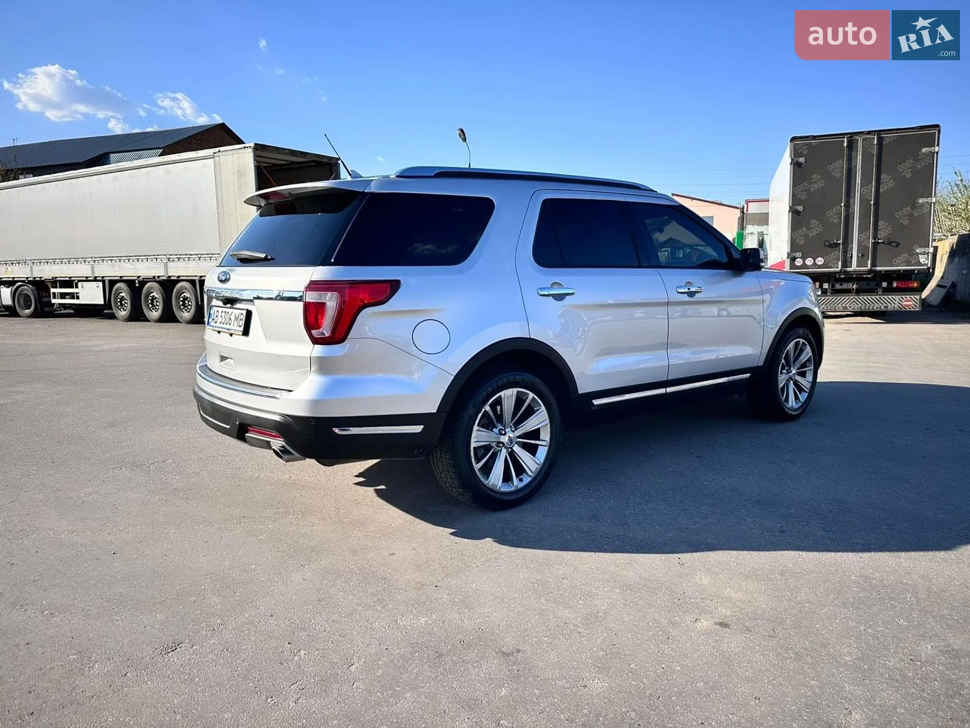 2018 Ford Explorer - мініатюра 4