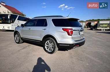 Внедорожник / Кроссовер Ford Explorer 2018 в Виннице
