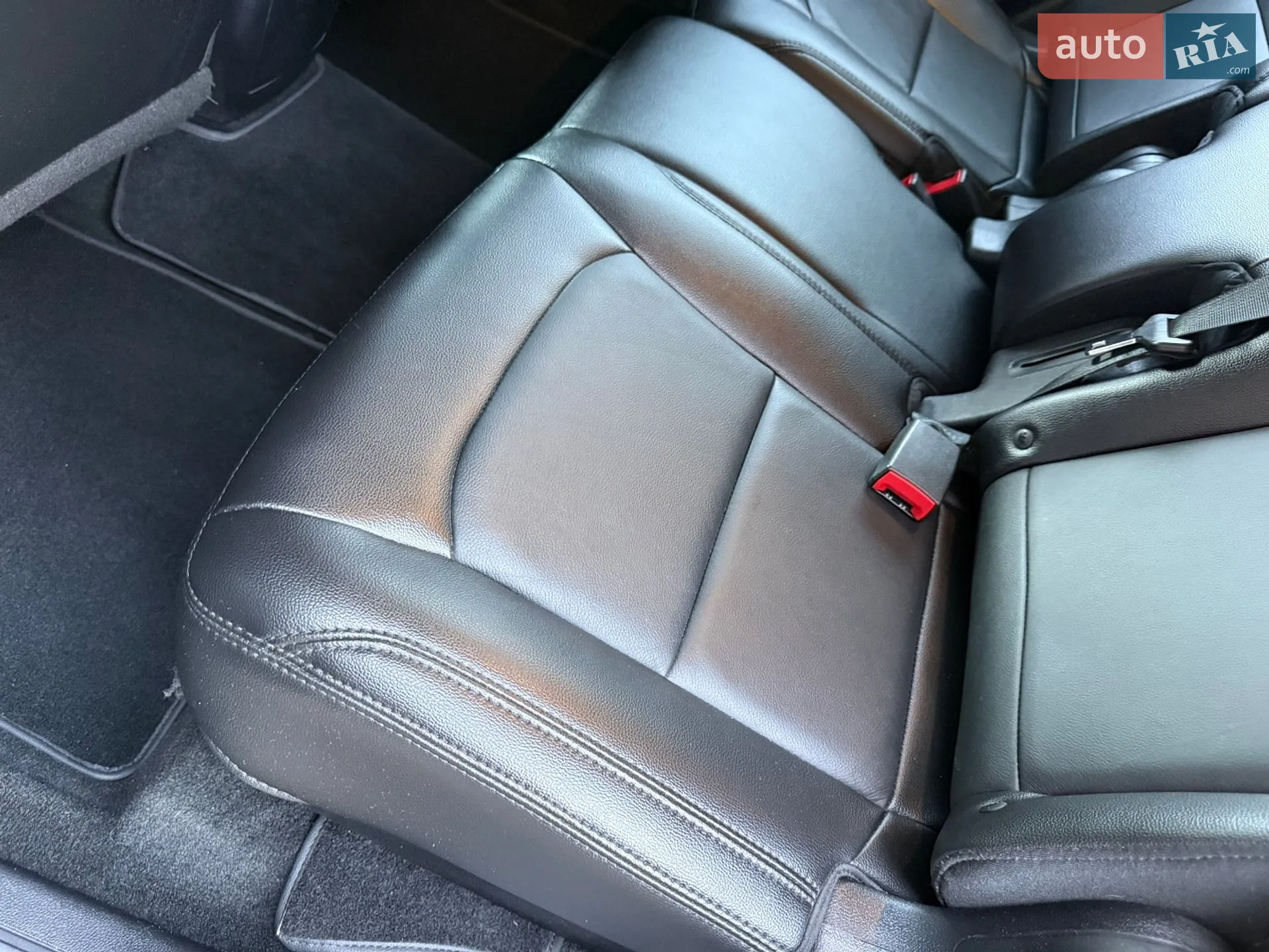 2016 Ford Explorer - мініатюра 66
