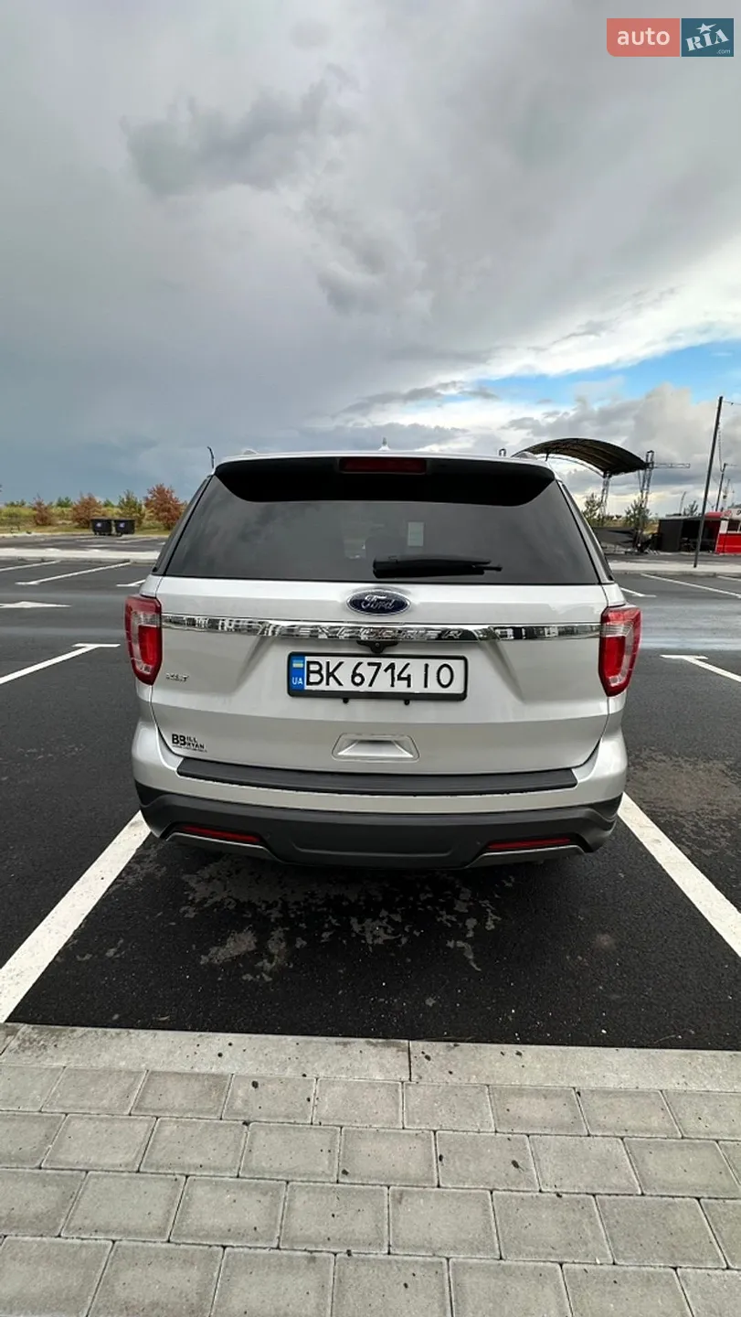 2018 Ford Explorer - мініатюра 4