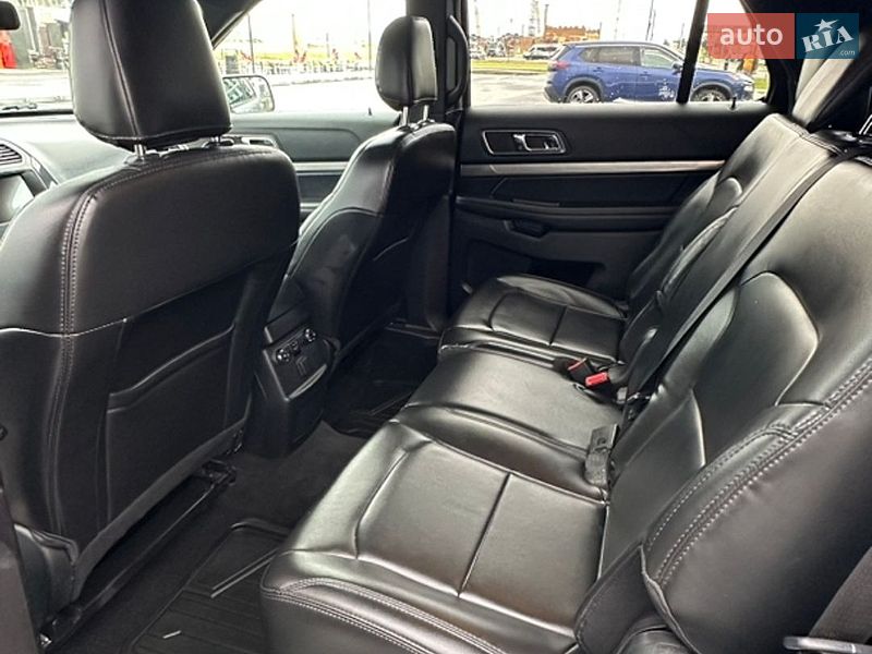 Внедорожник / Кроссовер Ford Explorer 2018 в Ровно