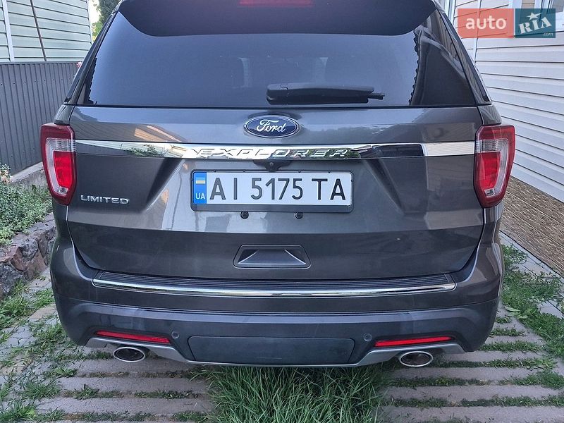 Позашляховик / Кросовер Ford Explorer 2018 в Чечельнику