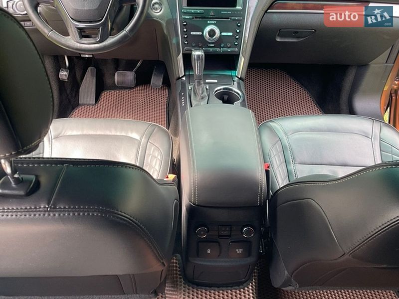 Позашляховик / Кросовер Ford Explorer 2016 в Броварах фото 9 Позашляховик / Кросовер Ford Explorer 2016 в Броварах