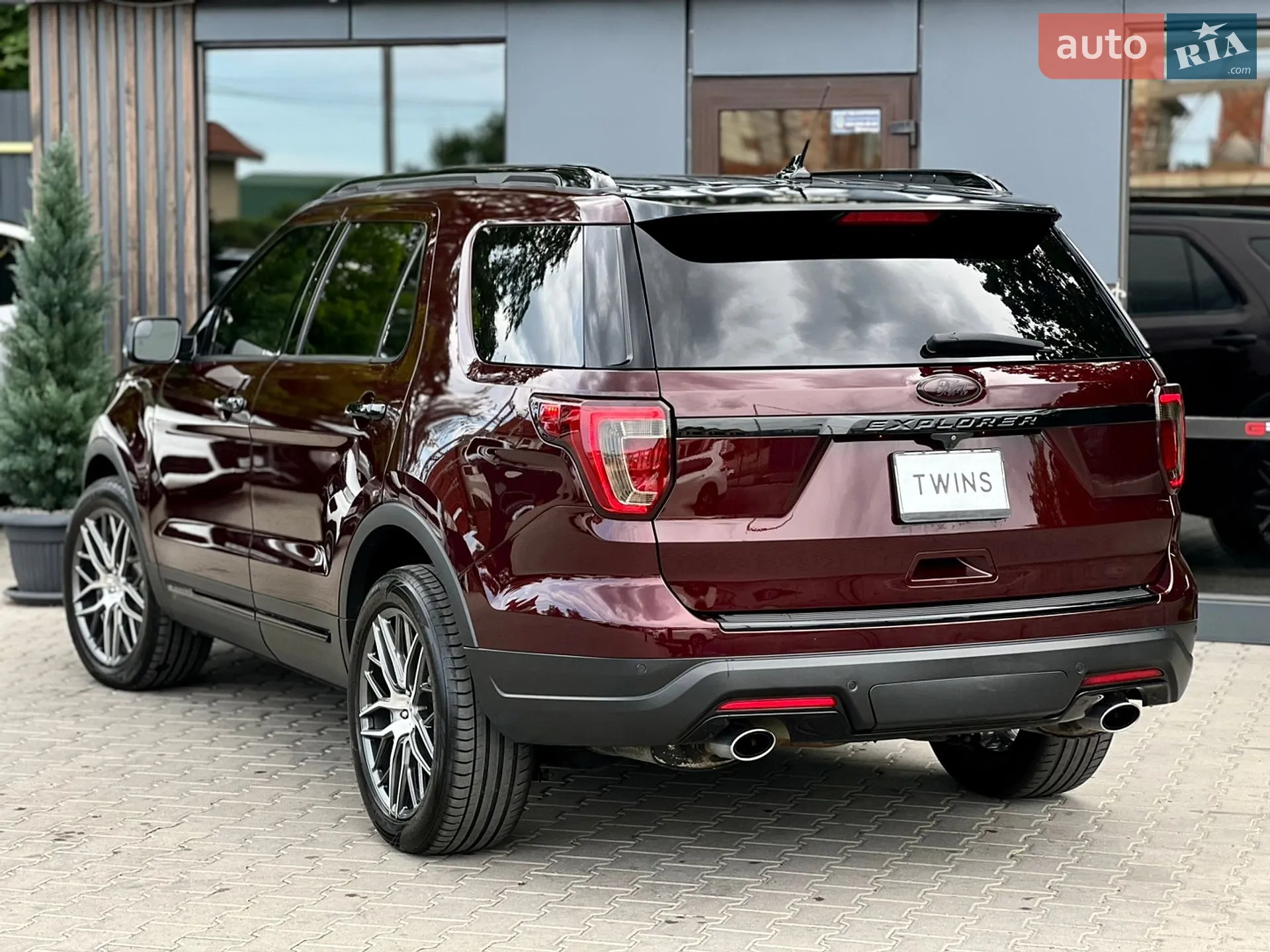 2018 Ford Explorer - мініатюра 6