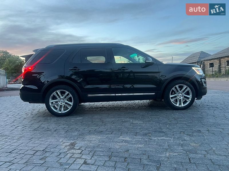 Внедорожник / Кроссовер Ford Explorer 2016 в Житомире