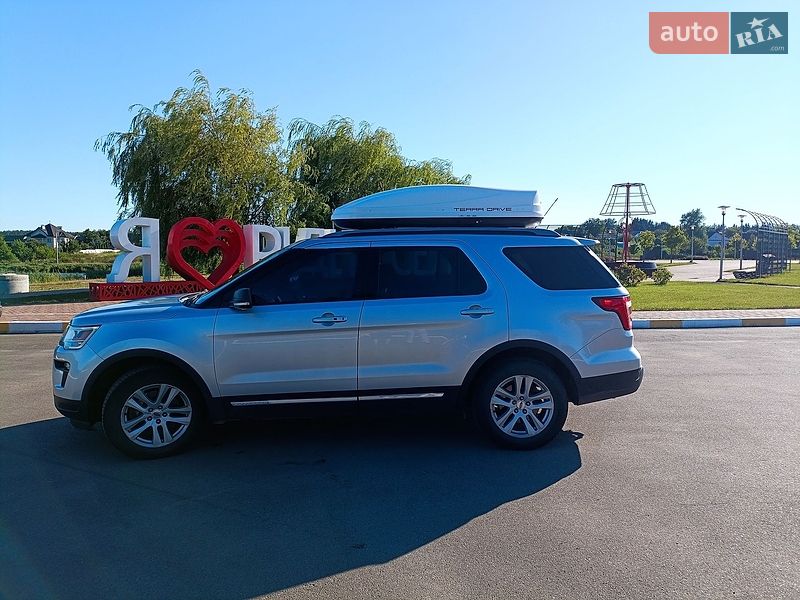 Ford Explorer 2019