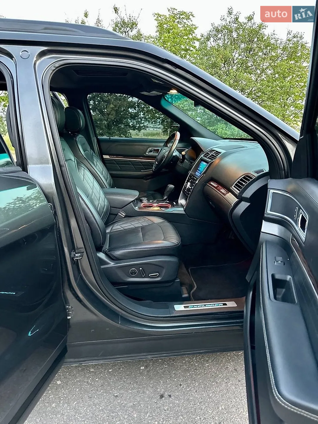 2016 Ford Explorer - мініатюра 22