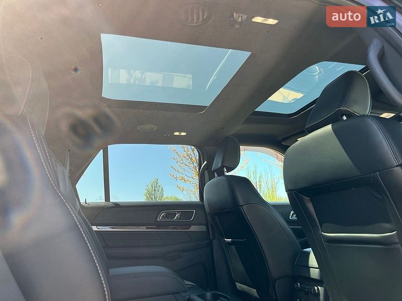 Позашляховик / Кросовер Ford Explorer 2018 в Вінниці