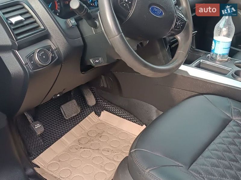 Внедорожник / Кроссовер Ford Explorer 2016 в Кривом Роге фото 6 Внедорожник / Кроссовер Ford Explorer 2016 в Кривом Роге