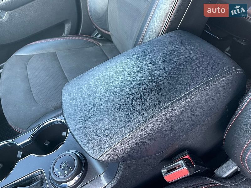 Позашляховик / Кросовер Ford Explorer 2018 в Рівному