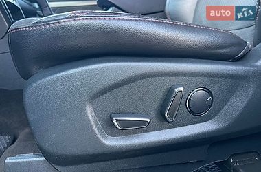 Позашляховик / Кросовер Ford Explorer 2018 в Рівному