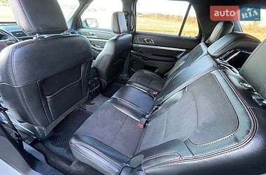 Позашляховик / Кросовер Ford Explorer 2018 в Рівному