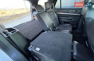 Позашляховик / Кросовер Ford Explorer 2018 в Рівному