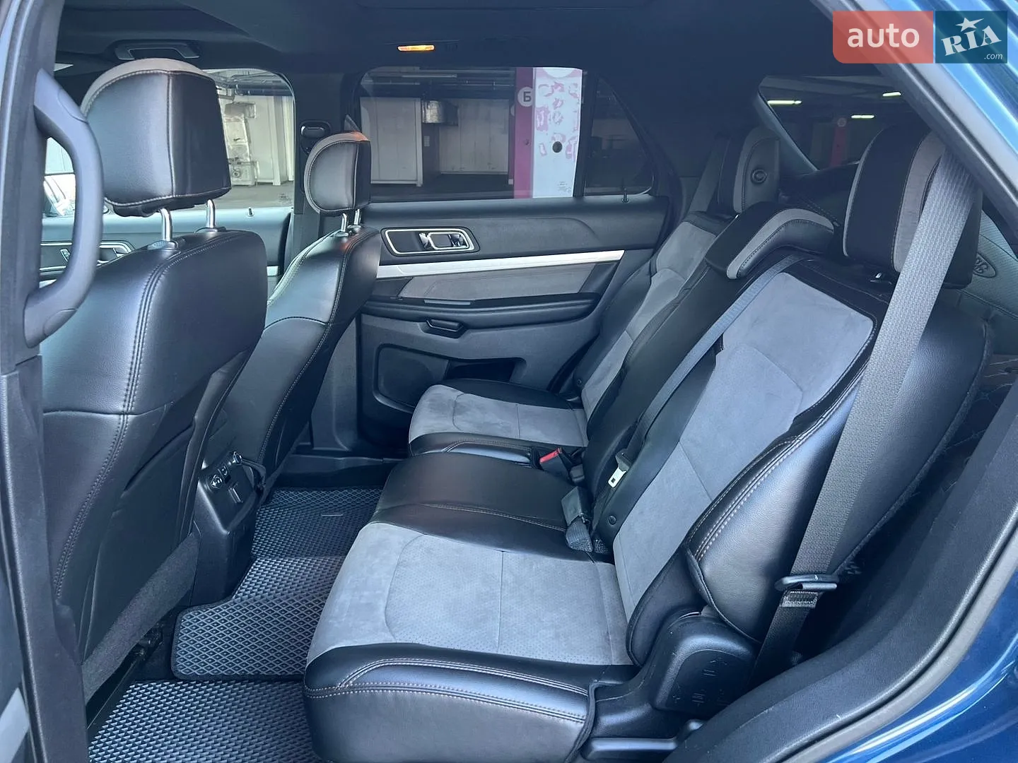 2018 Ford Explorer - мініатюра 24