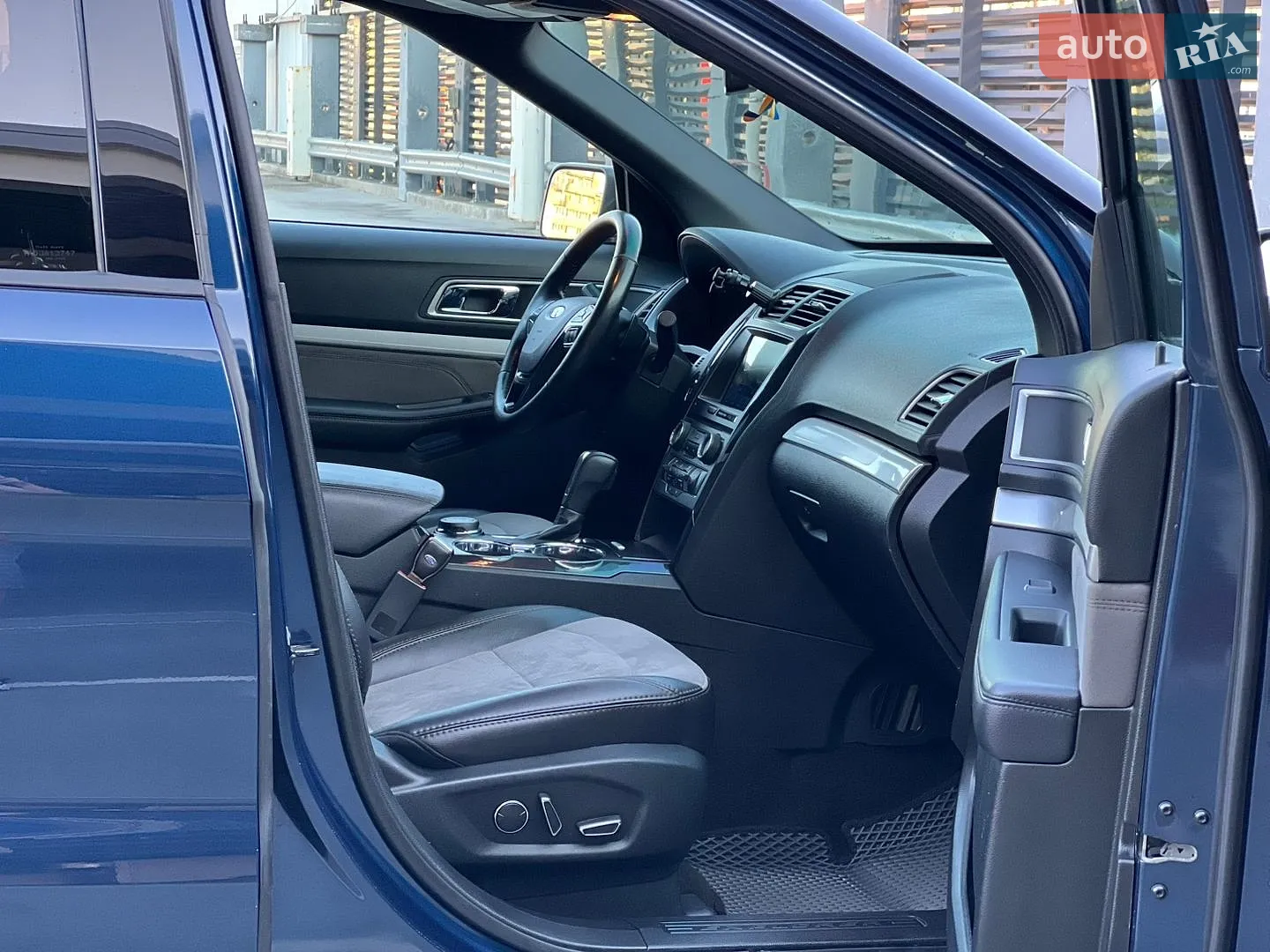 2018 Ford Explorer - мініатюра 31