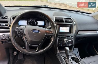 Внедорожник / Кроссовер Ford Explorer 2017 в Лубнах
