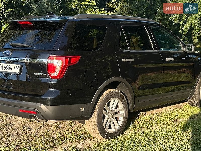 Внедорожник / Кроссовер Ford Explorer 2015 в Крюковщине