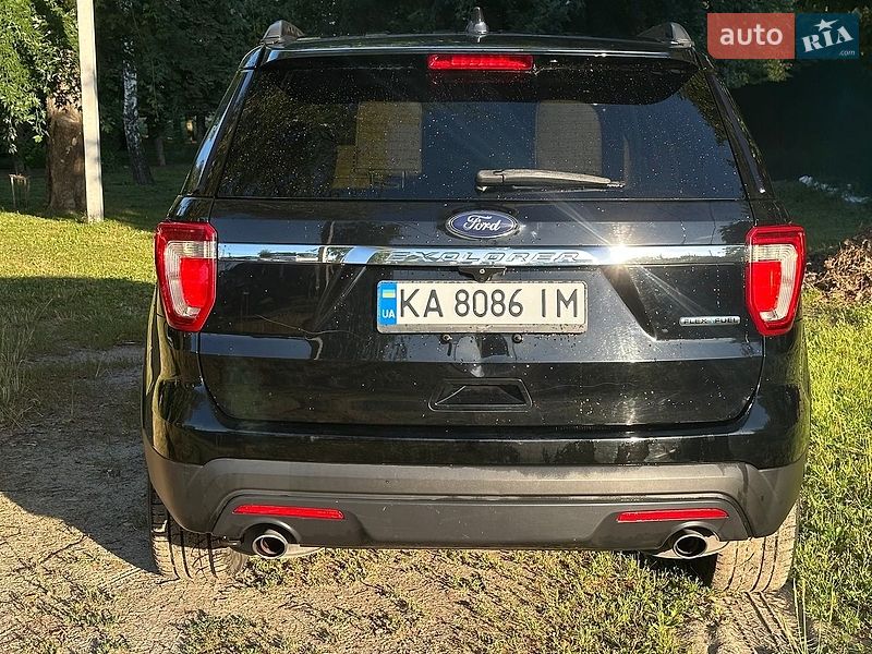 Внедорожник / Кроссовер Ford Explorer 2015 в Крюковщине