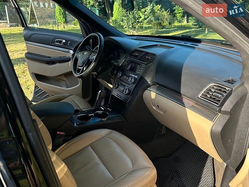 Внедорожник / Кроссовер Ford Explorer 2015 в Крюковщине