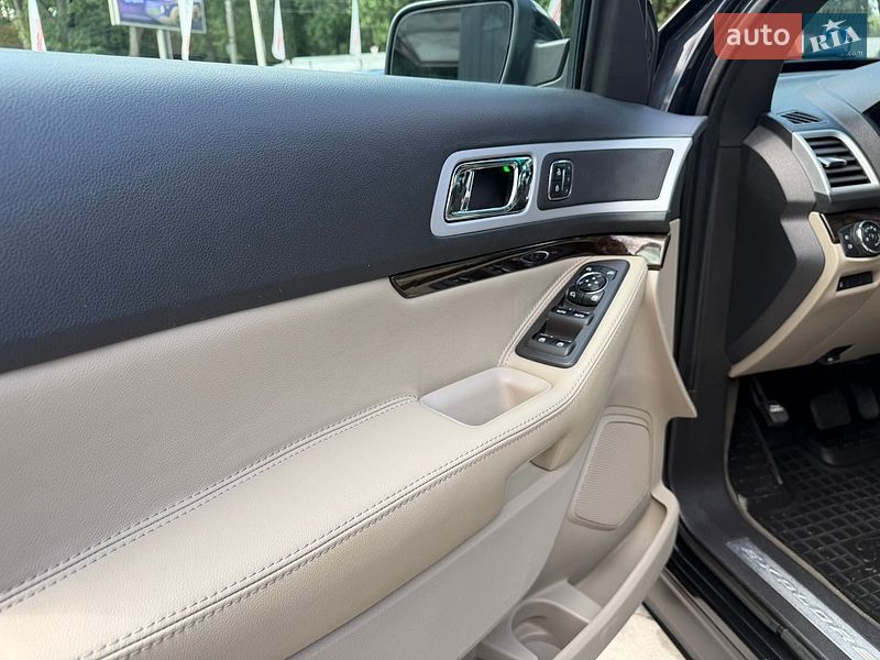 Позашляховик / Кросовер Ford Explorer 2014 в Вінниці фото 29 Позашляховик / Кросовер Ford Explorer 2014 в Вінниці