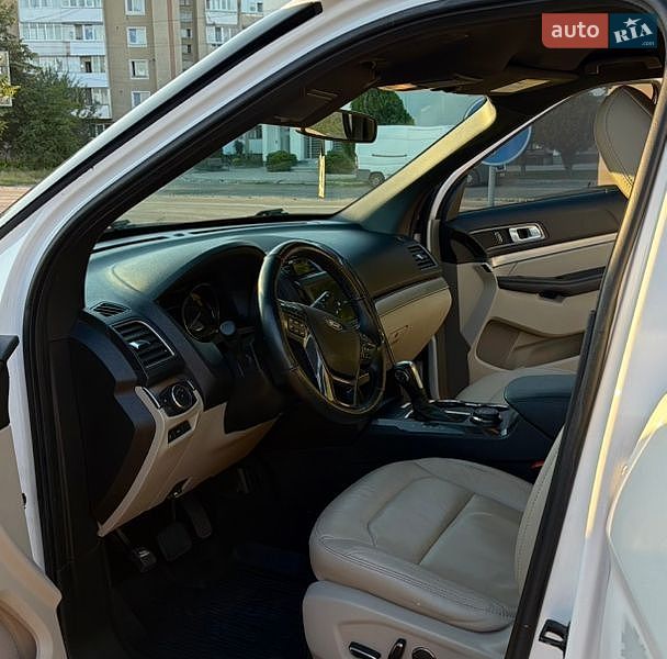Позашляховик / Кросовер Ford Explorer 2018 в Івано-Франківську фото 11 Позашляховик / Кросовер Ford Explorer 2018 в Івано-Франківську